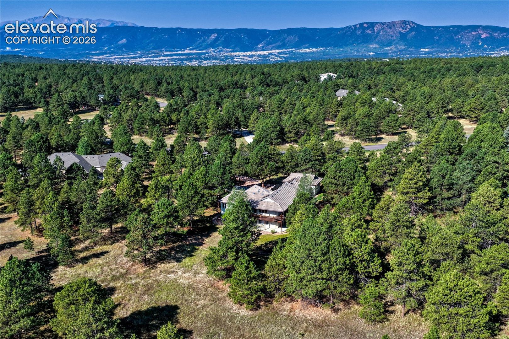 Listing photo 9 for 19435 Sherwood Trail