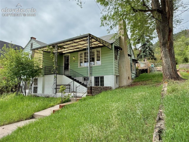 815 Midland Avenue — listing photo