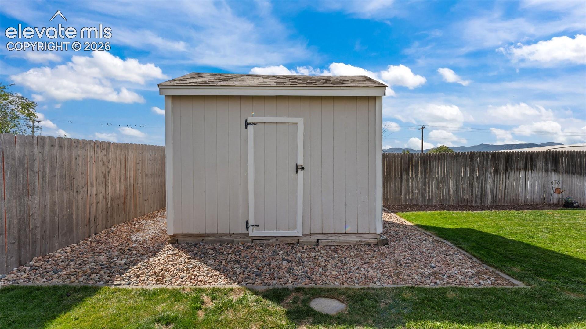 Listing photo 27 for 7685 Barn Owl Drive