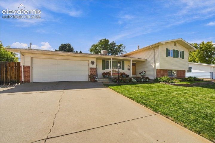 82 Amherst Avenue — listing photo