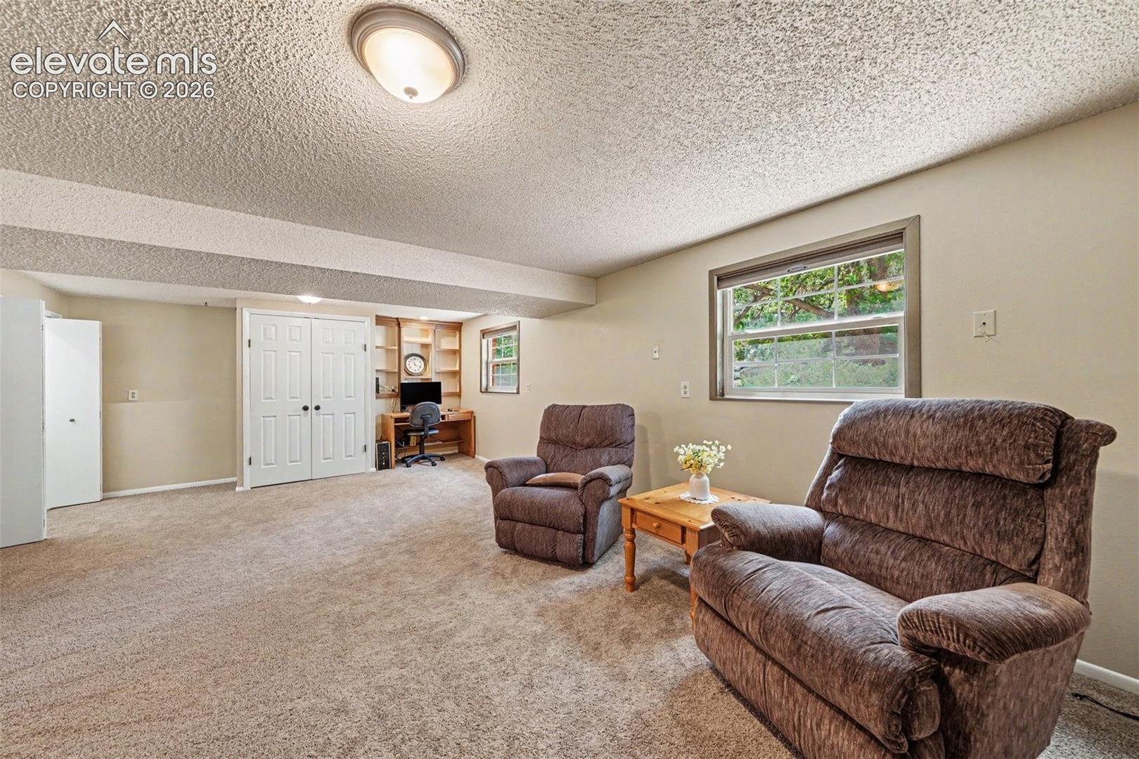 2910 Mirage Drive, photo 24