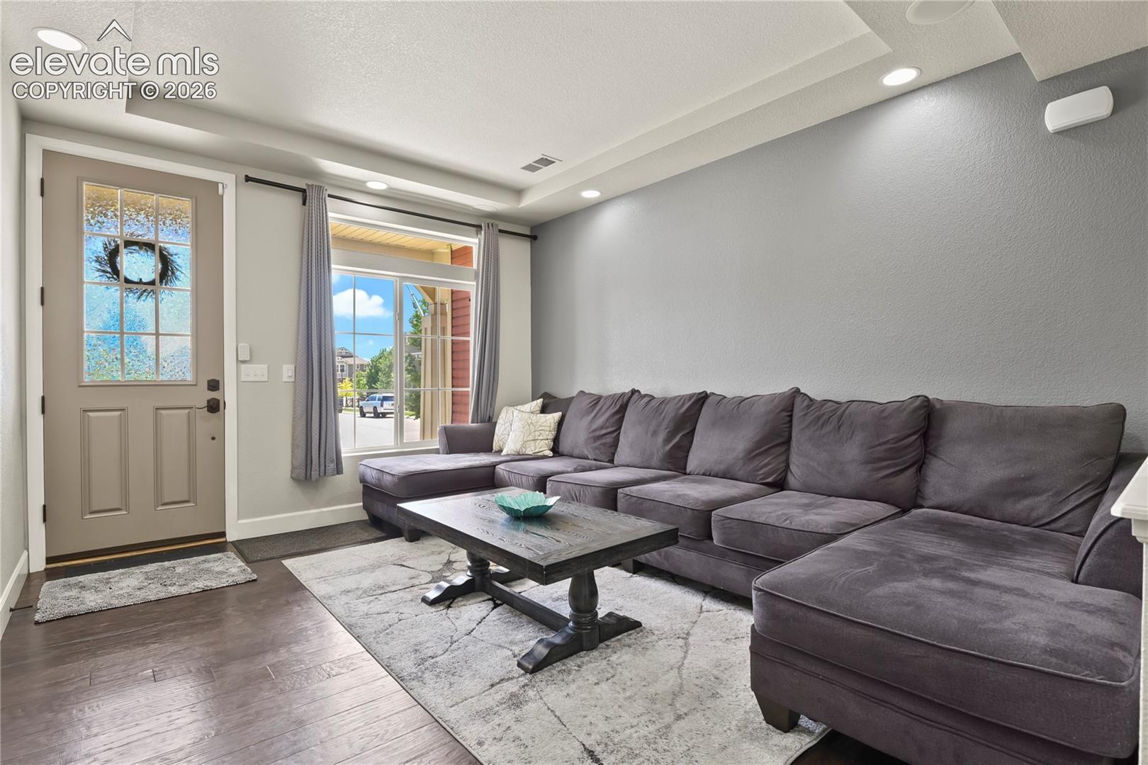 8276 Cypress Wood Drive, photo 4