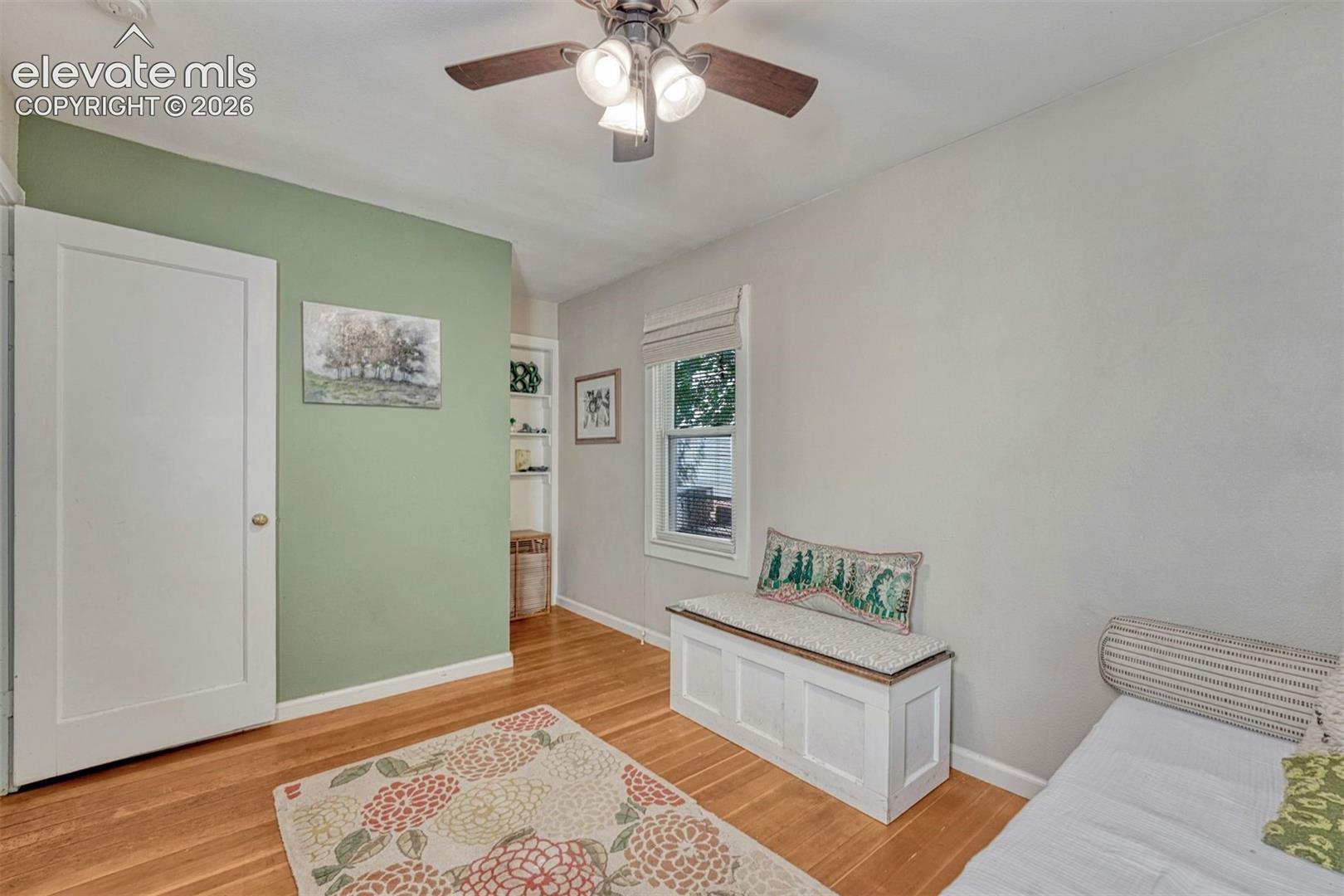 Listing photo 10 for 1725 W Cucharras Street