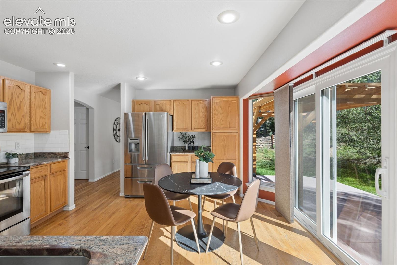 Listing photo 13 for 1272 Dream Lake Court