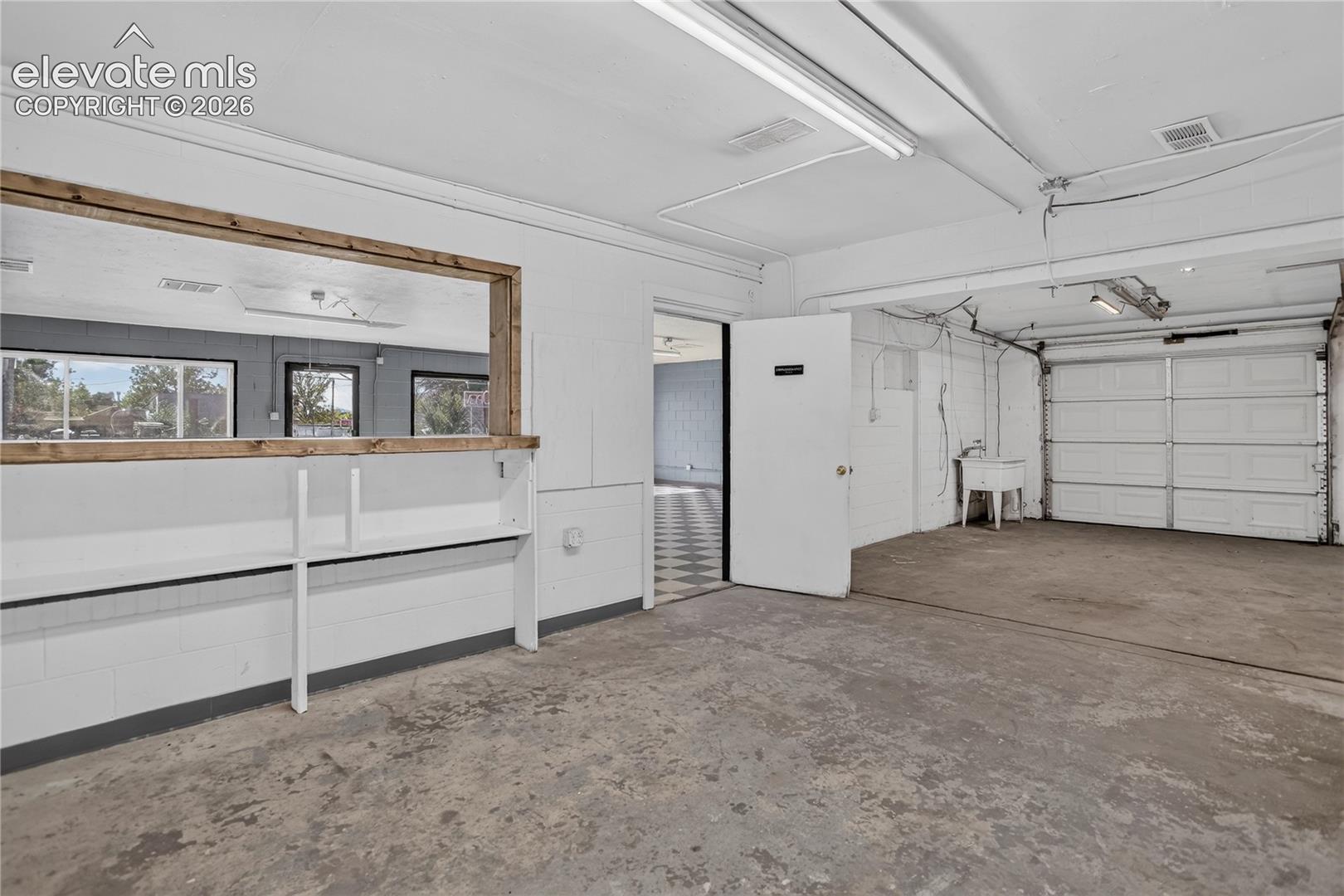 Listing photo 9 for 2382-B E Boulder Street