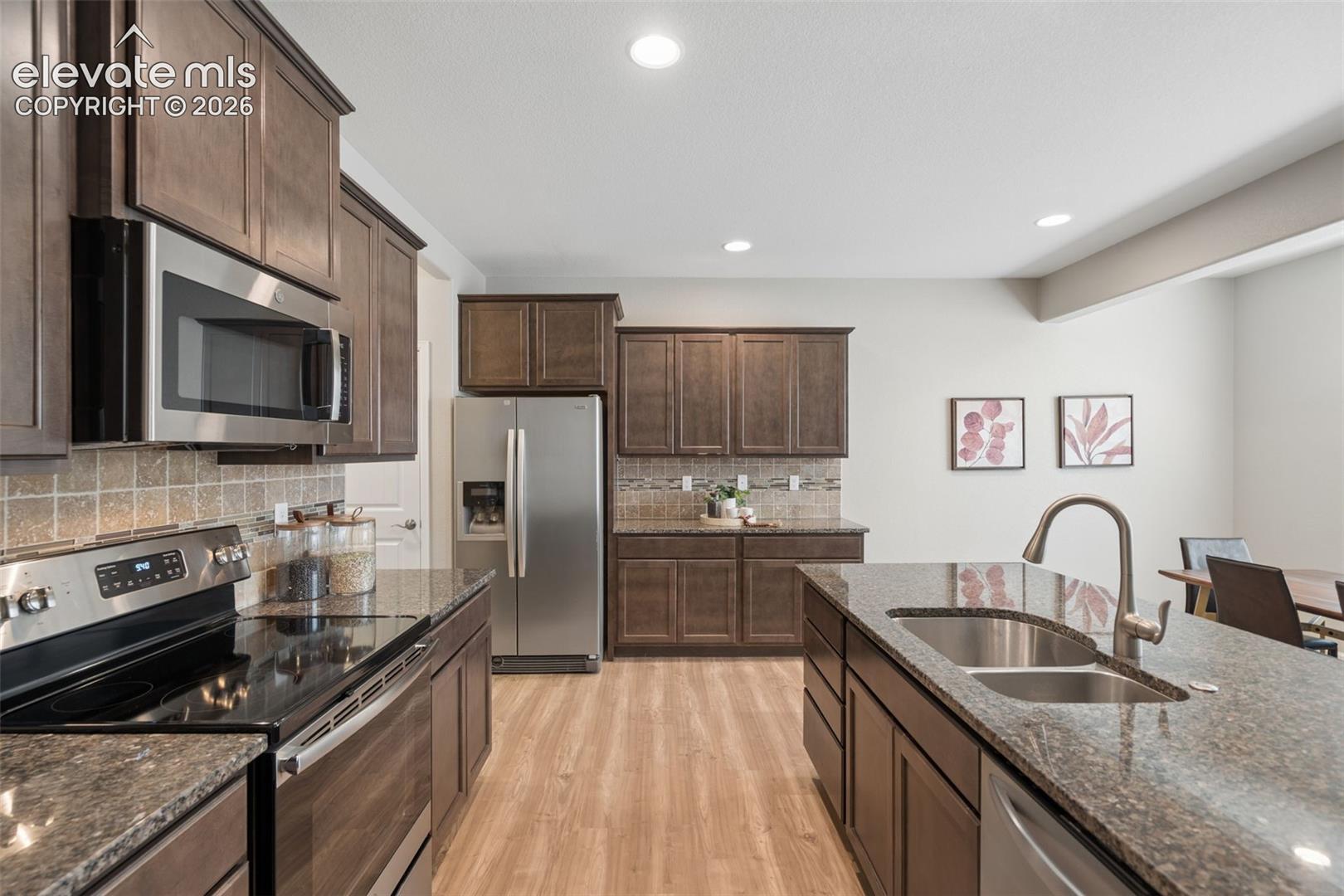 Listing photo 12 for 8435 Grand Peak Summit View