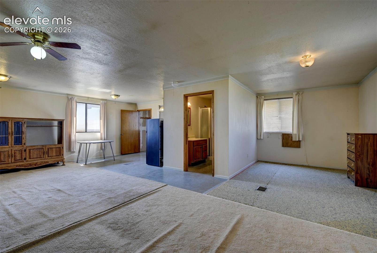 Listing photo 22 for 4125 Log Road