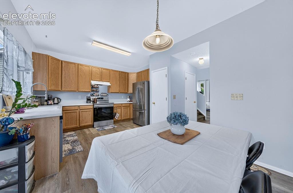 Listing photo 19 for 818 Hayloft Lane