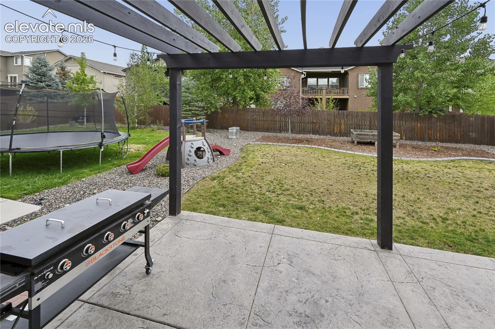 Listing photo 21 for 10637 Echo Canyon Drive