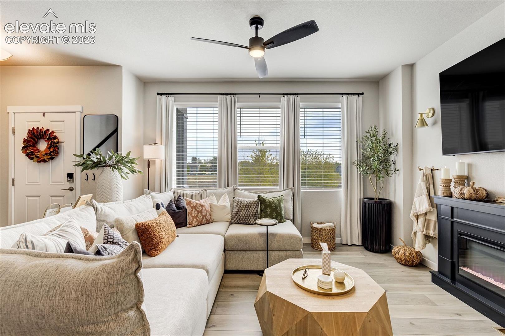 Listing photo 8 for 3635 Levy Park Drive