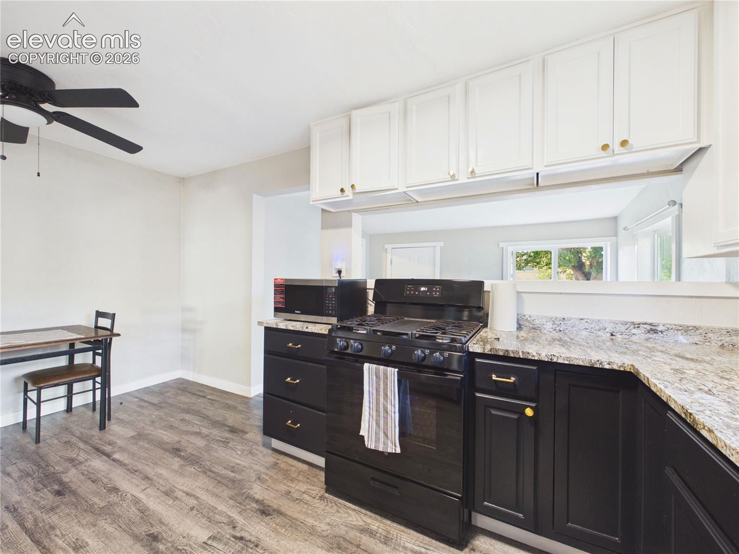 Listing photo 22 for 1530 N Norwood Avenue