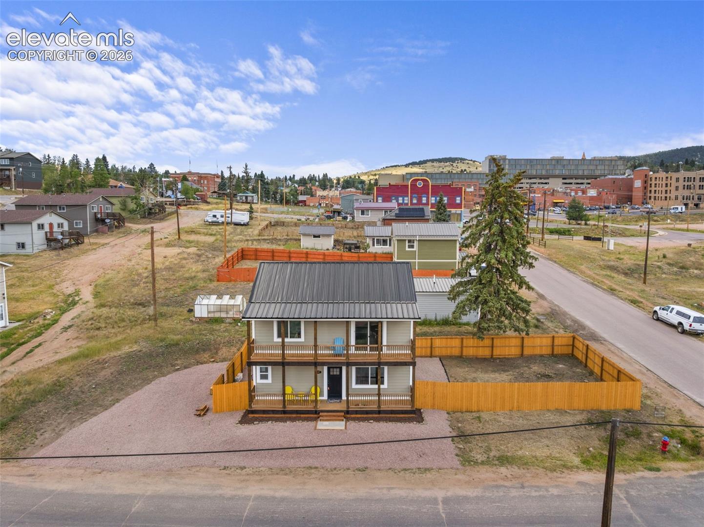 107 E May Avenue โ listing photo