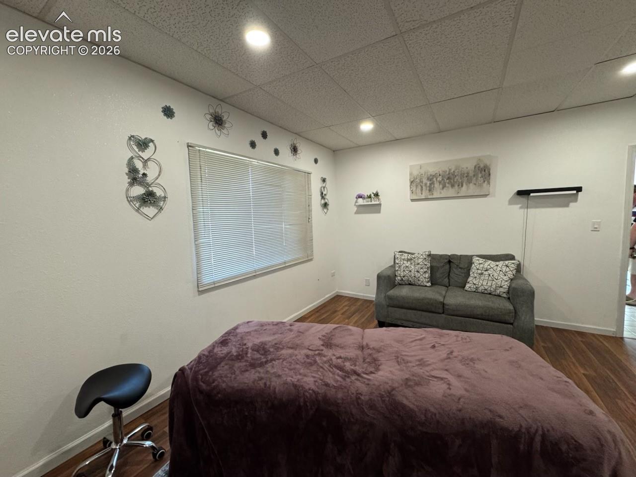 Listing photo 15 for 226 W Abriendo Avenue