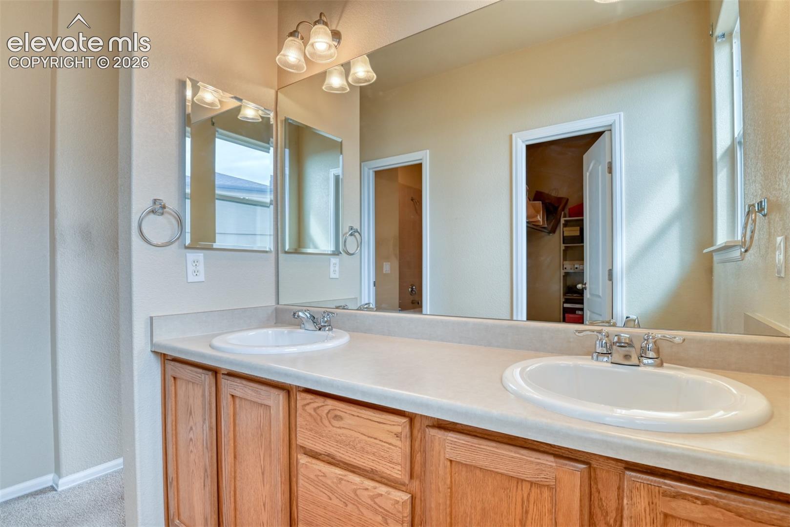 Listing photo 31 for 7985 Kettle Drum Street