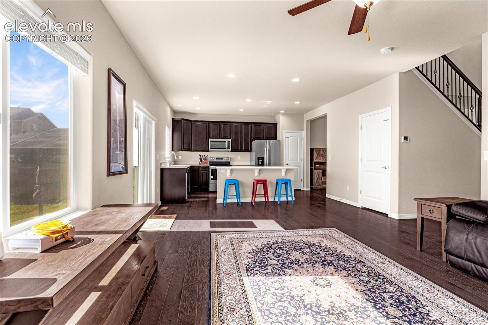 Listing photo 8 for 6607 Lamine Drive