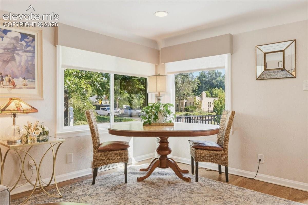 Listing photo 14 for 1510 N El Paso Street