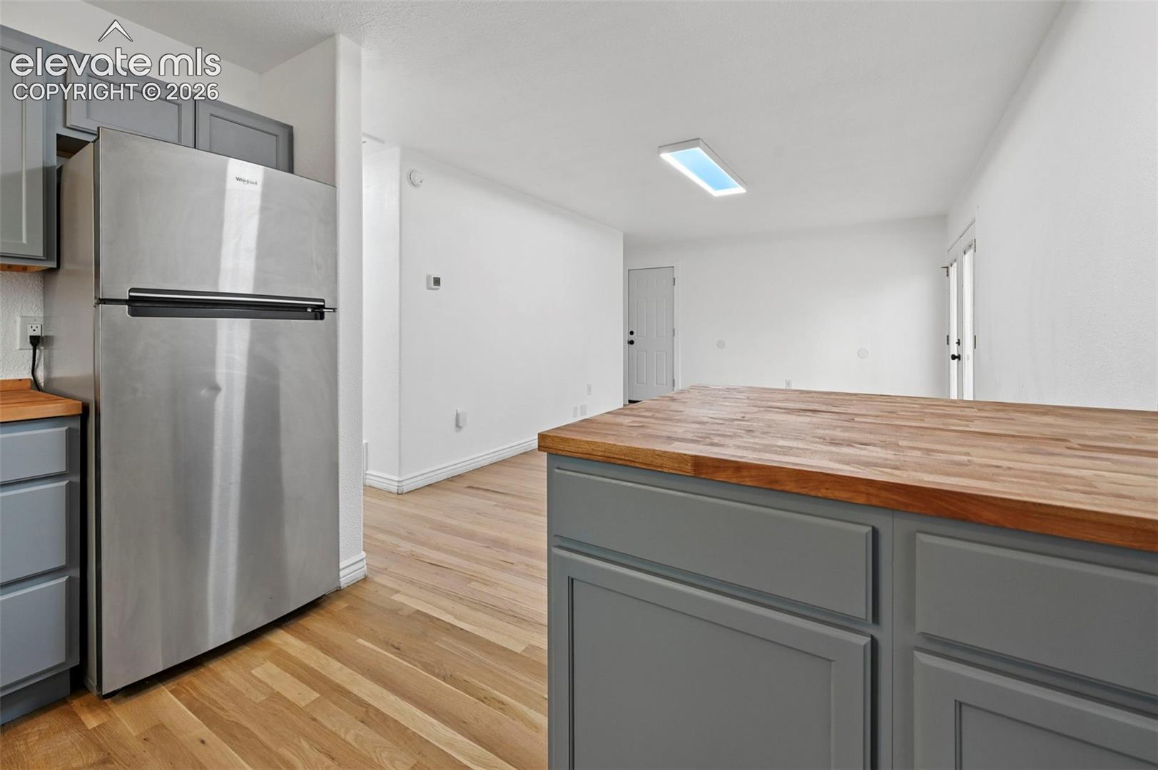 309 Redwood Drive, photo 10