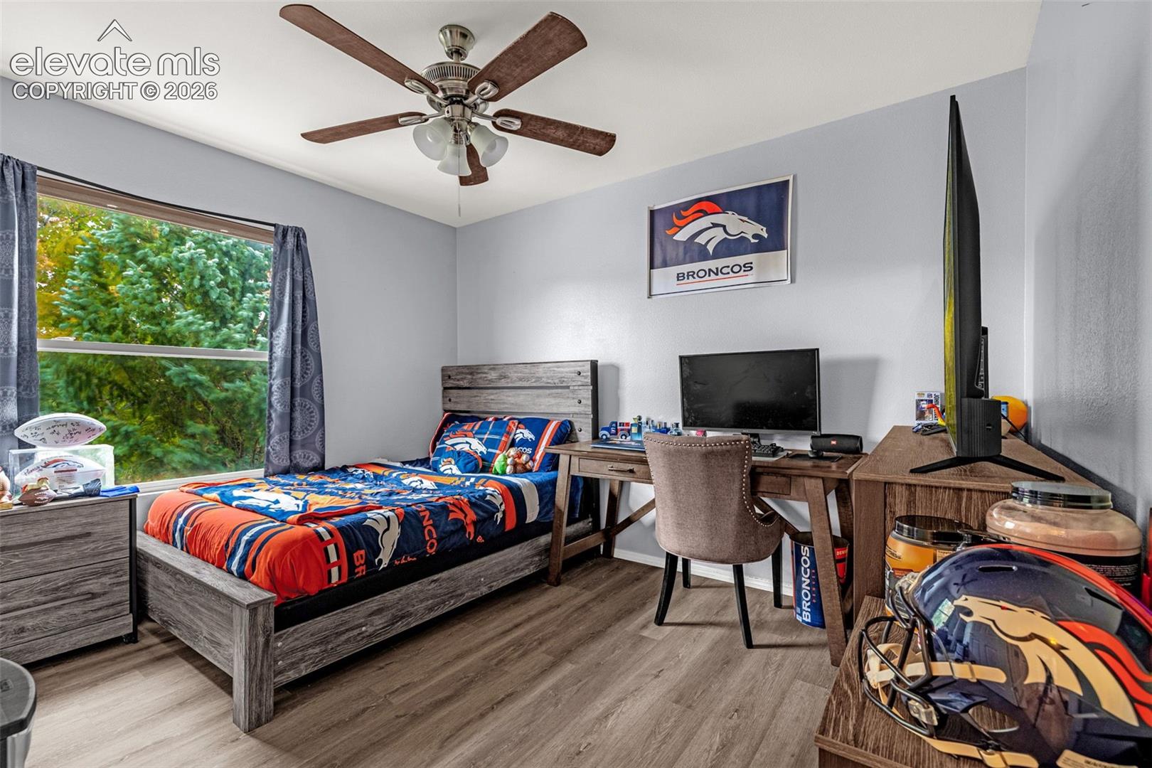 Listing photo 21 for 15628 Dawson Creek Drive