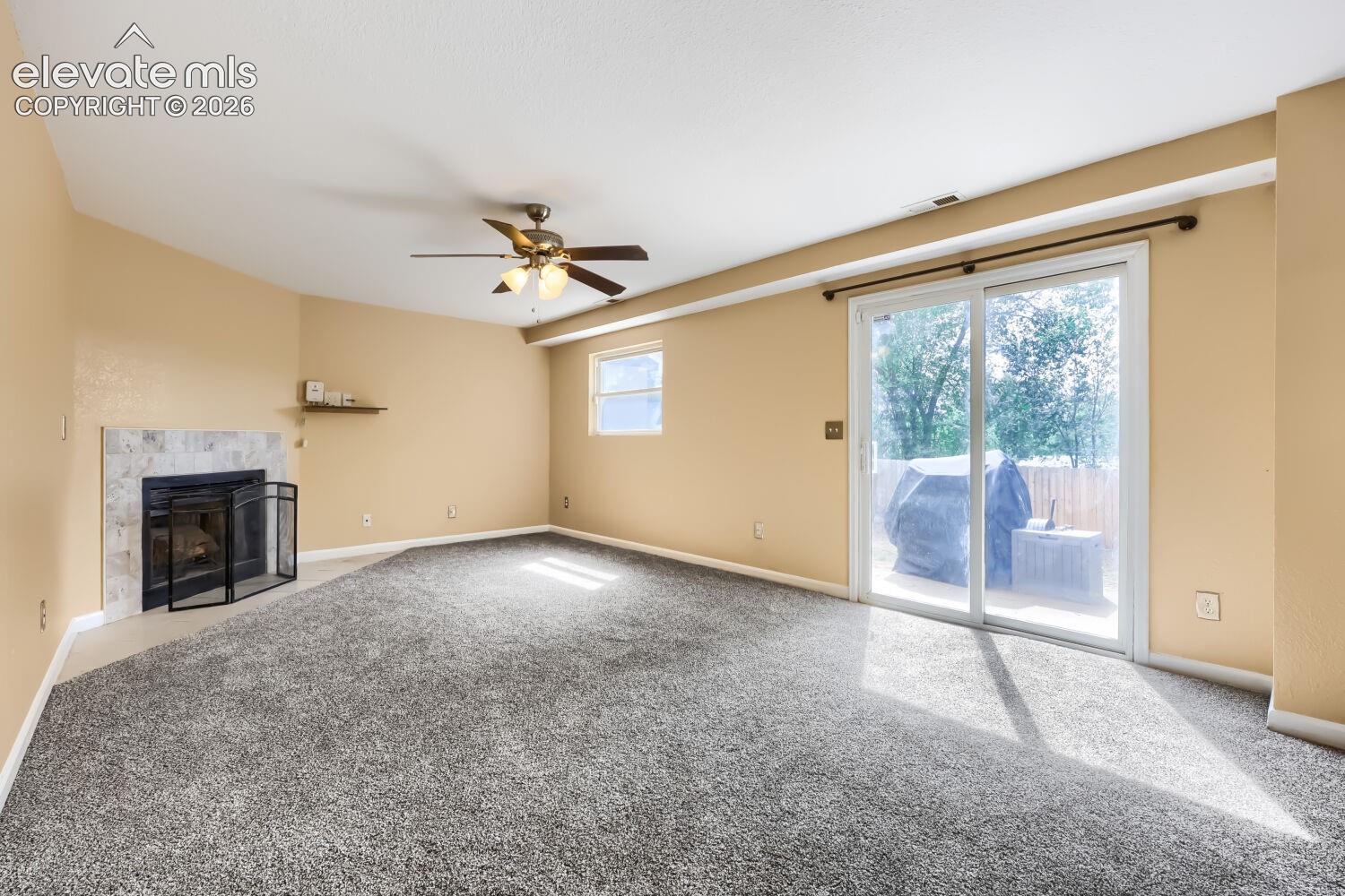 Listing photo 6 for 4474 Cassidy Street
