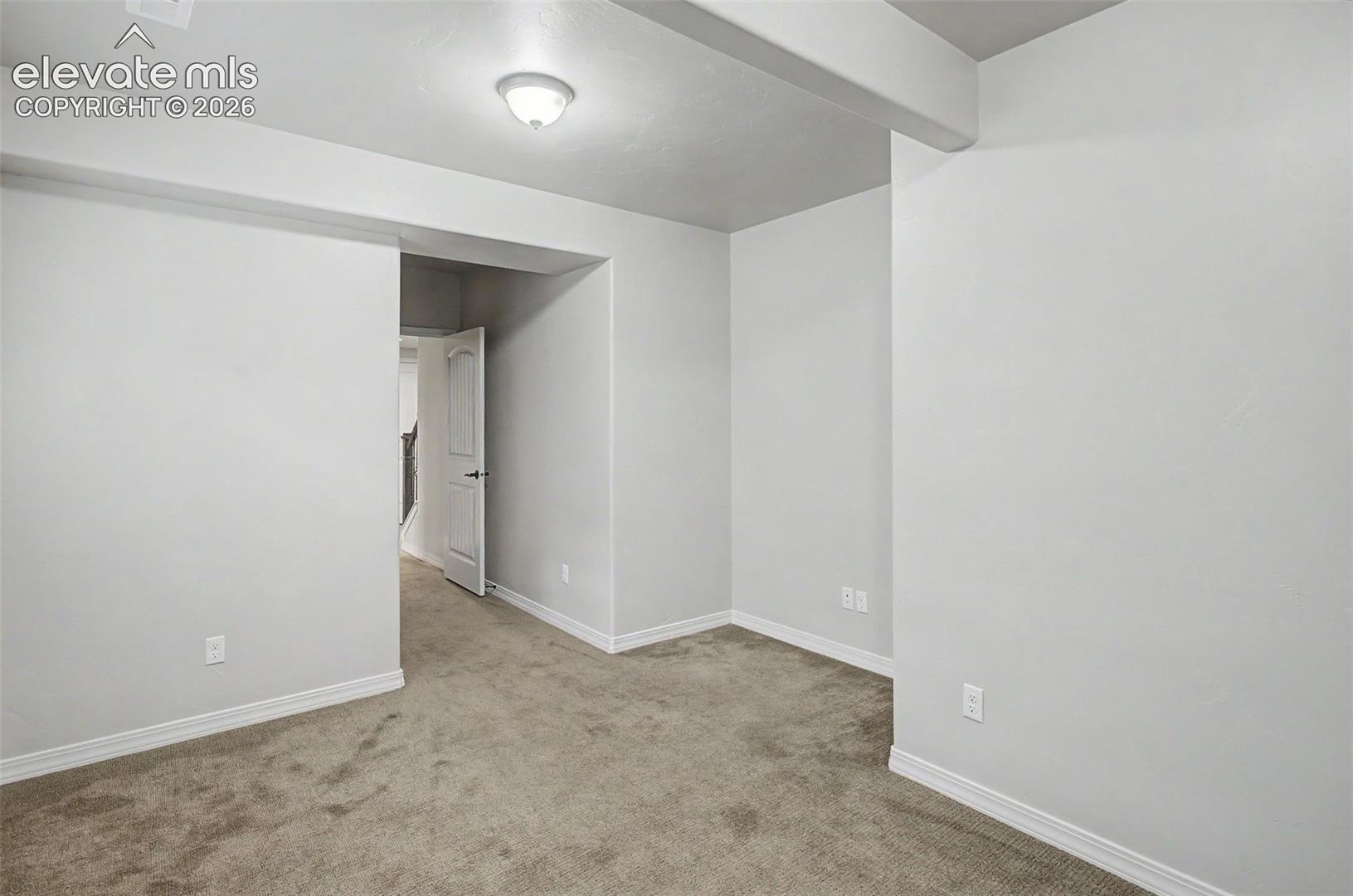 Listing photo 36 for 1906 Villa Creek Circle