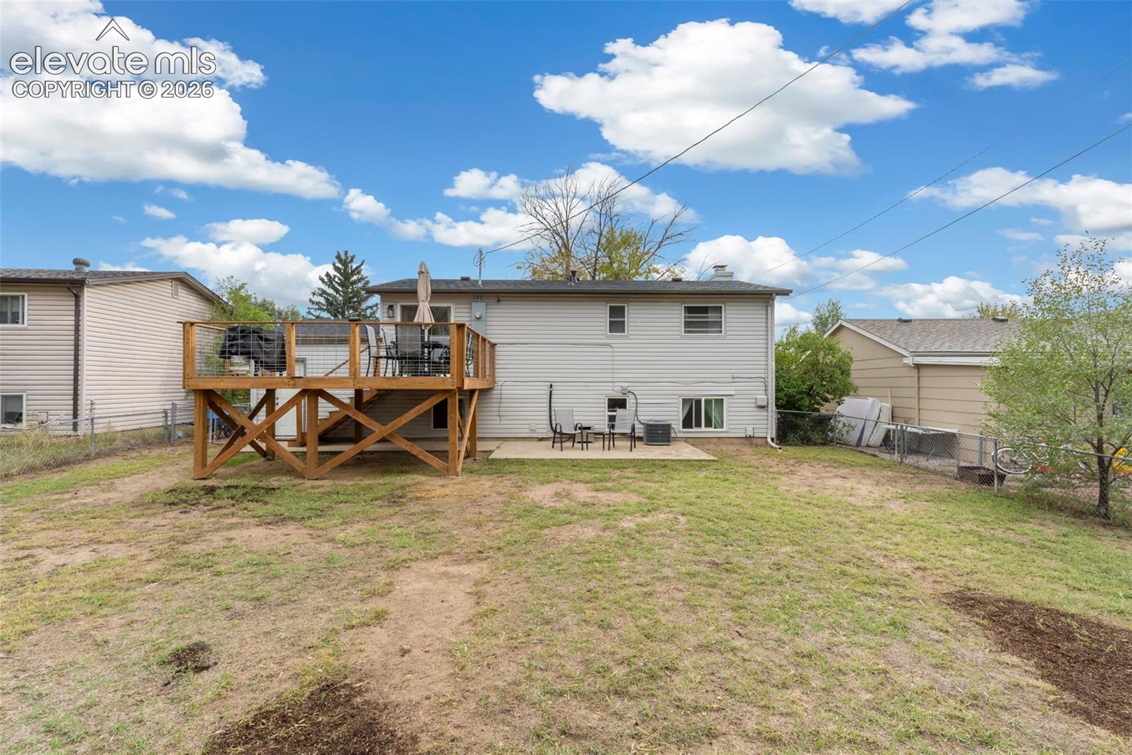 Listing photo 36 for 1596 Prado Drive