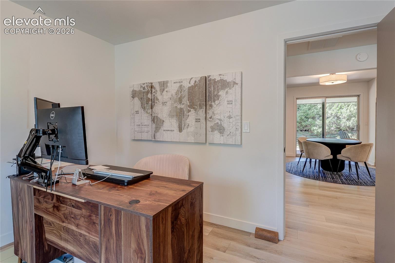 Listing photo 26 for 3981 S Hillcrest Drive