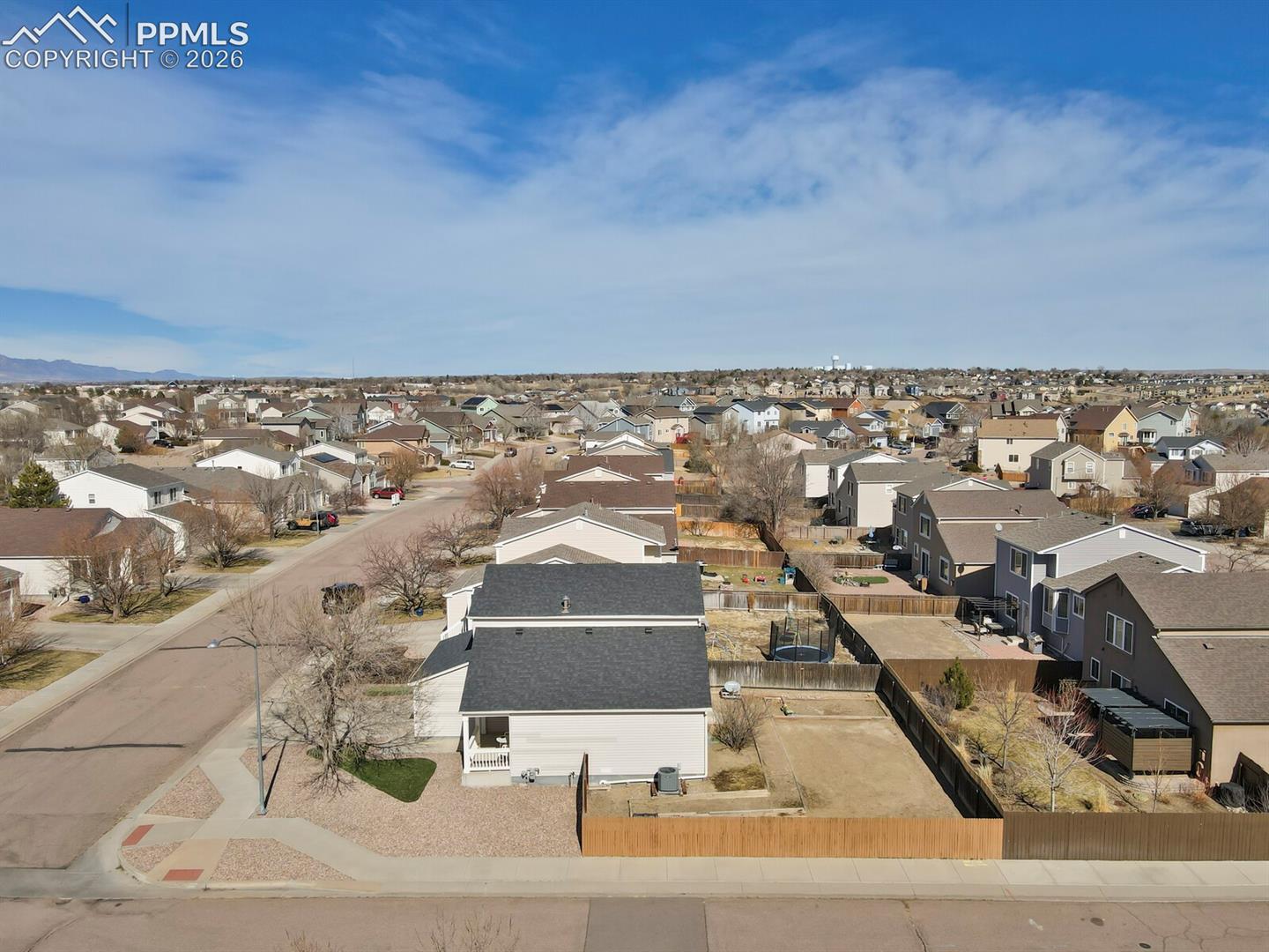 Listing photo 32 for 7203 Bentwater Drive