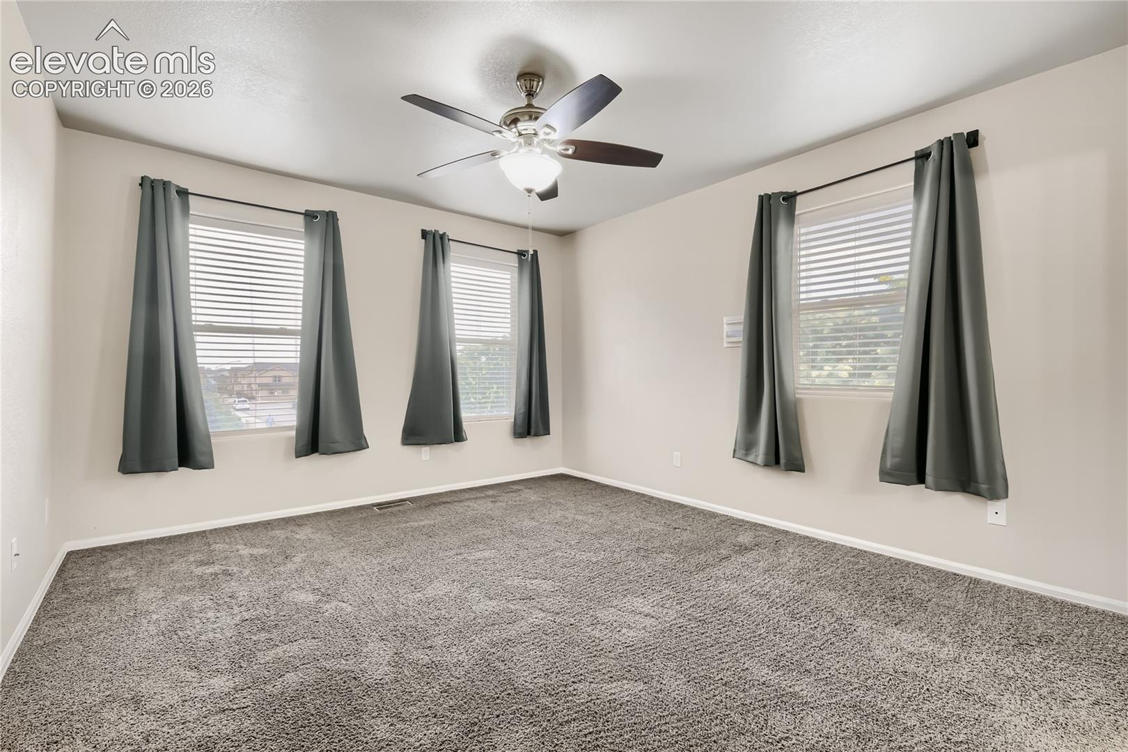 Listing photo 13 for 7104 Bracken Place