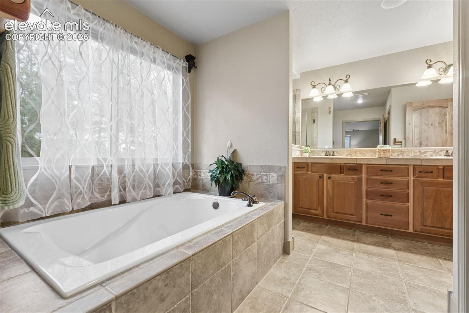 Listing photo 25 for 14953 Snowy Pine Point