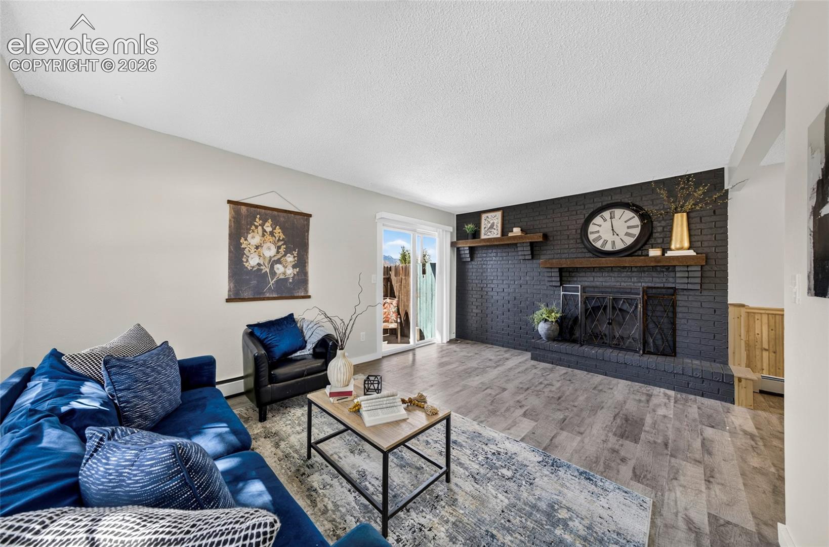 Listing photo 4 for 1103 Willow Bend Circle 4