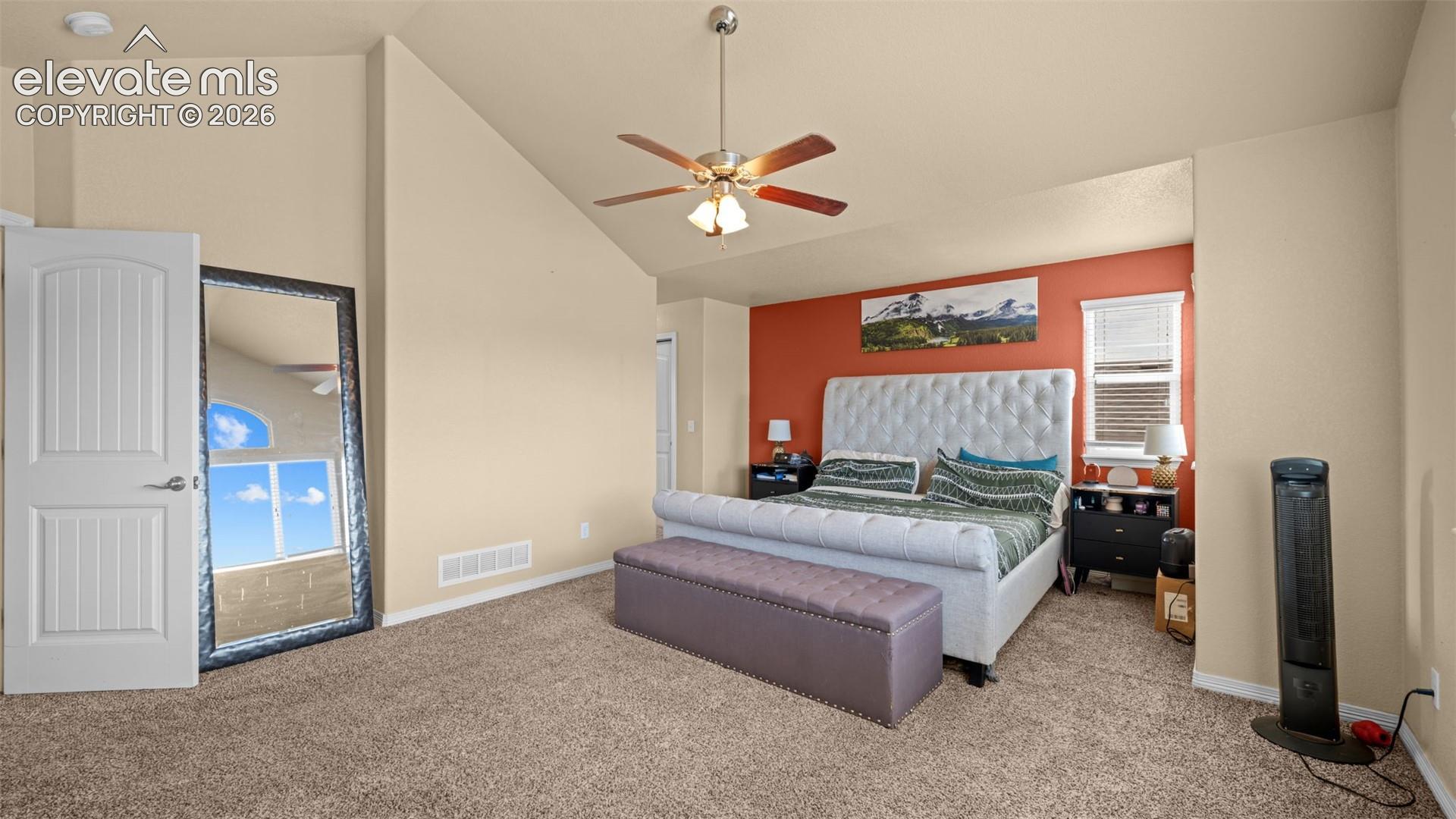 Listing photo 16 for 7822 Wythe Drive