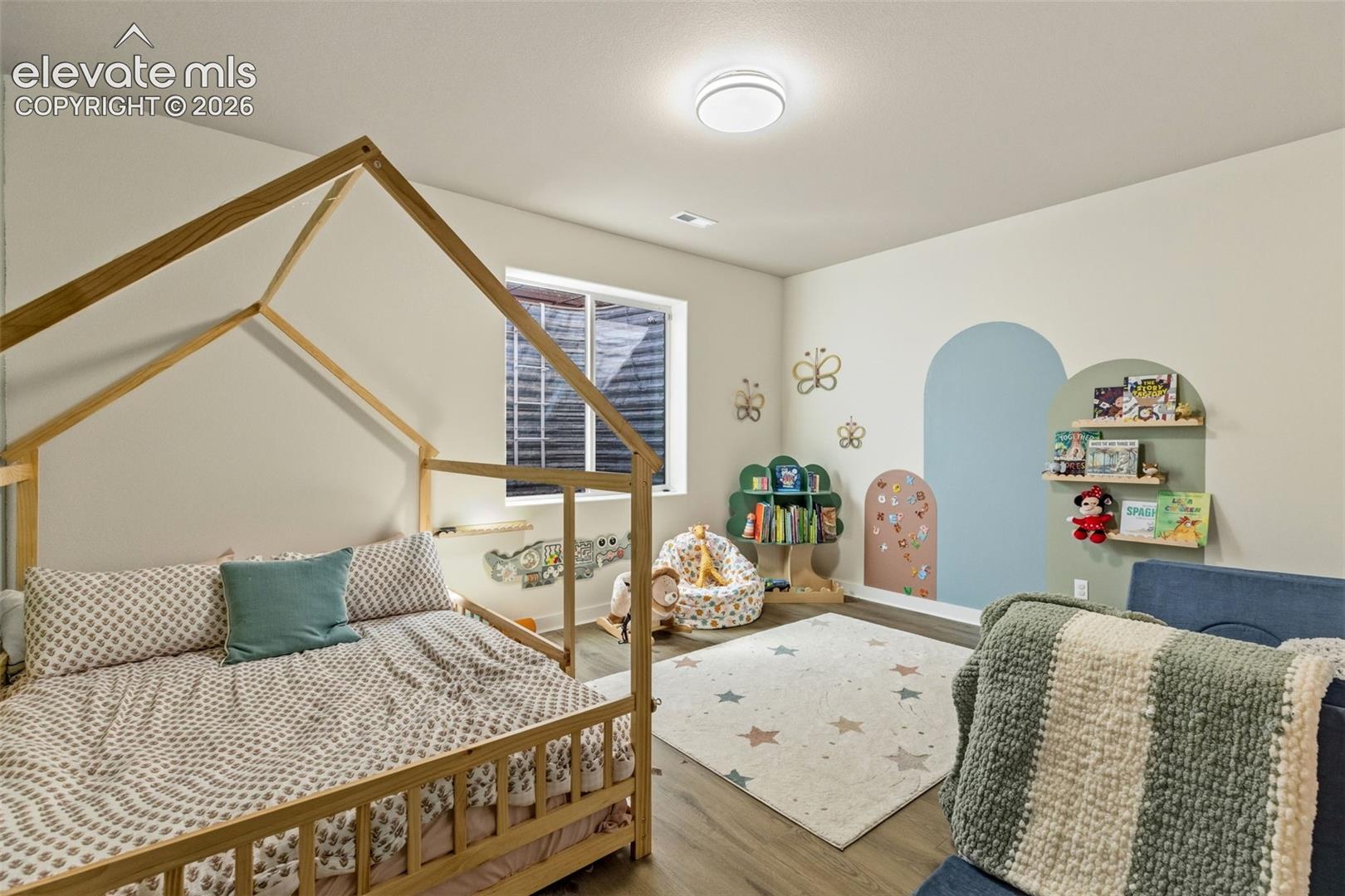 Listing photo 23 for 12792 Longview Park Lane
