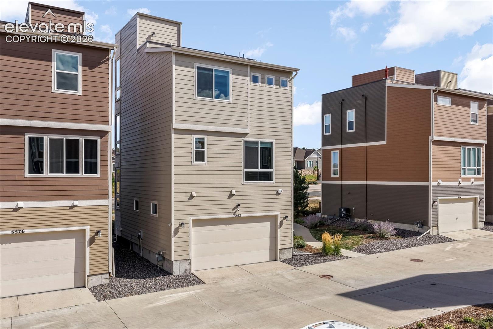 Listing photo 43 for 3562 Cerf Way