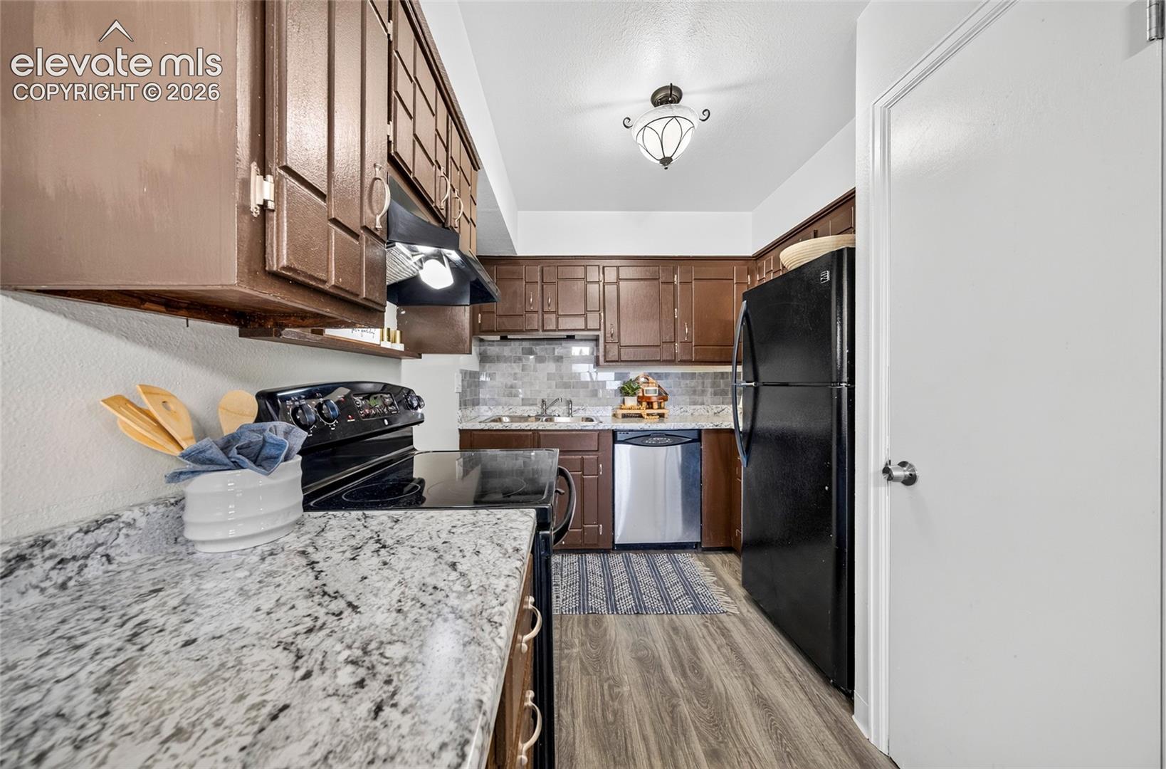 Listing photo 8 for 1103 Willow Bend Circle 4