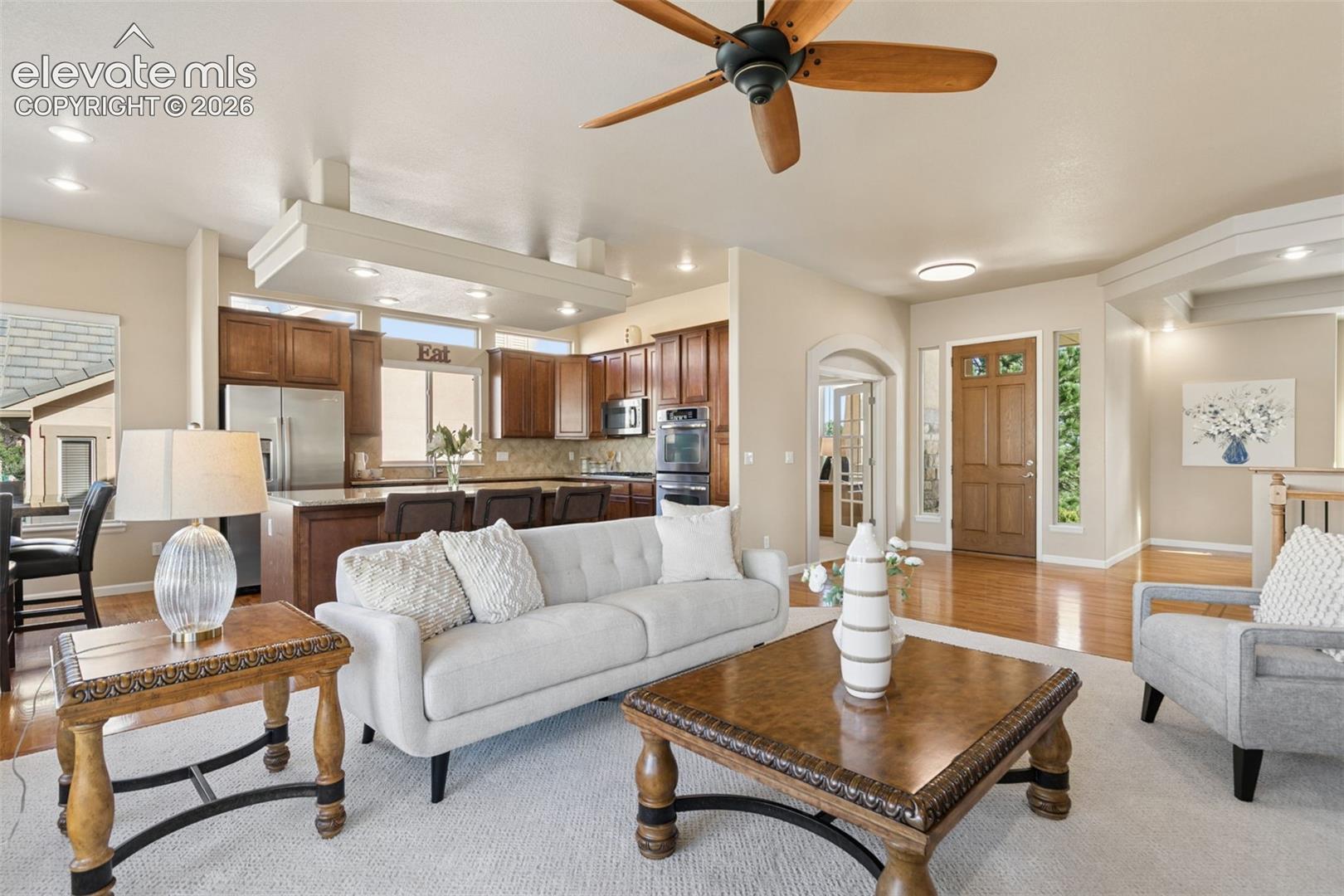 Listing photo 9 for 1420 Symphony Heights
