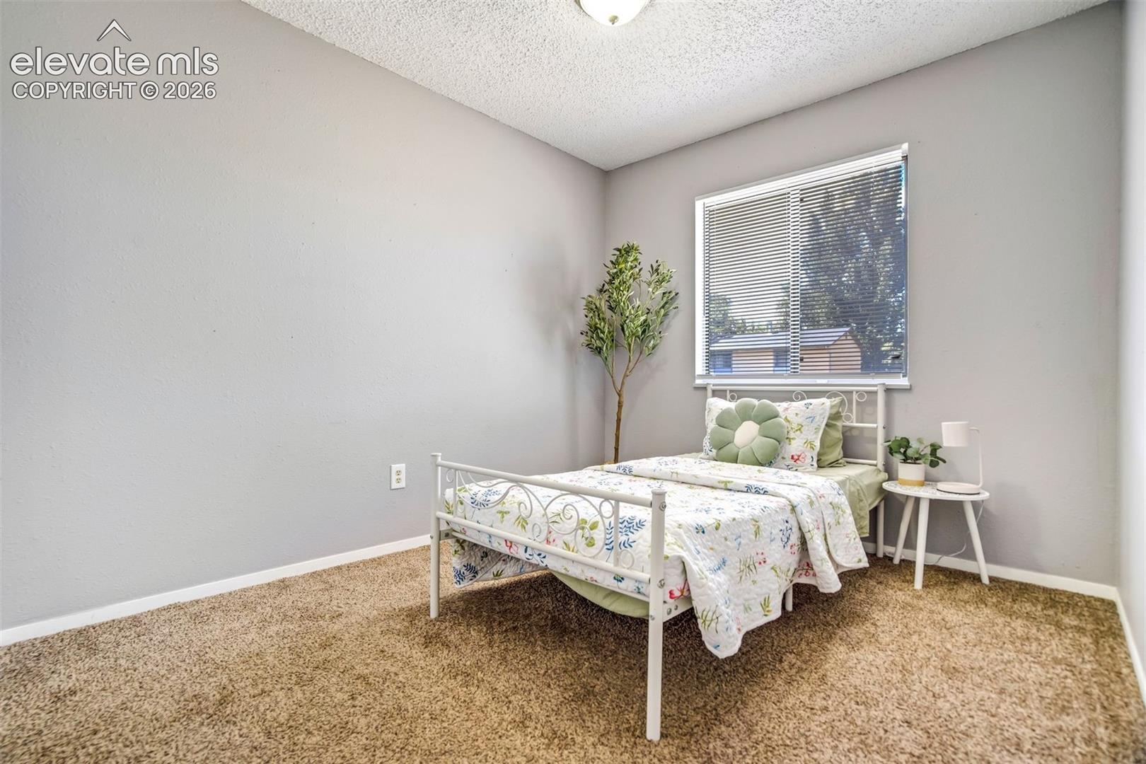 Listing photo 15 for 2408 Tucci Lane