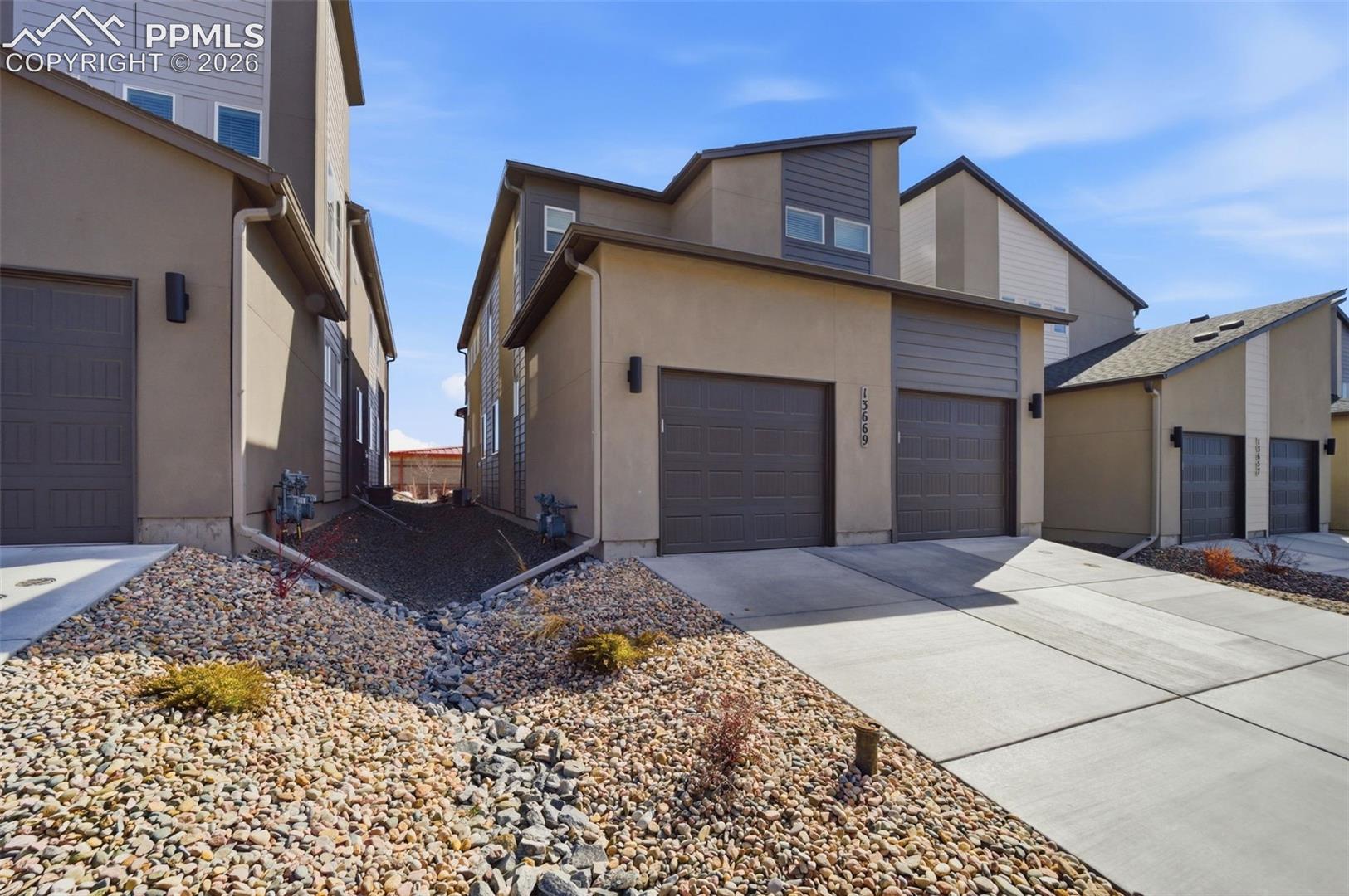Listing photo 4 for 13669 Flurry Heights