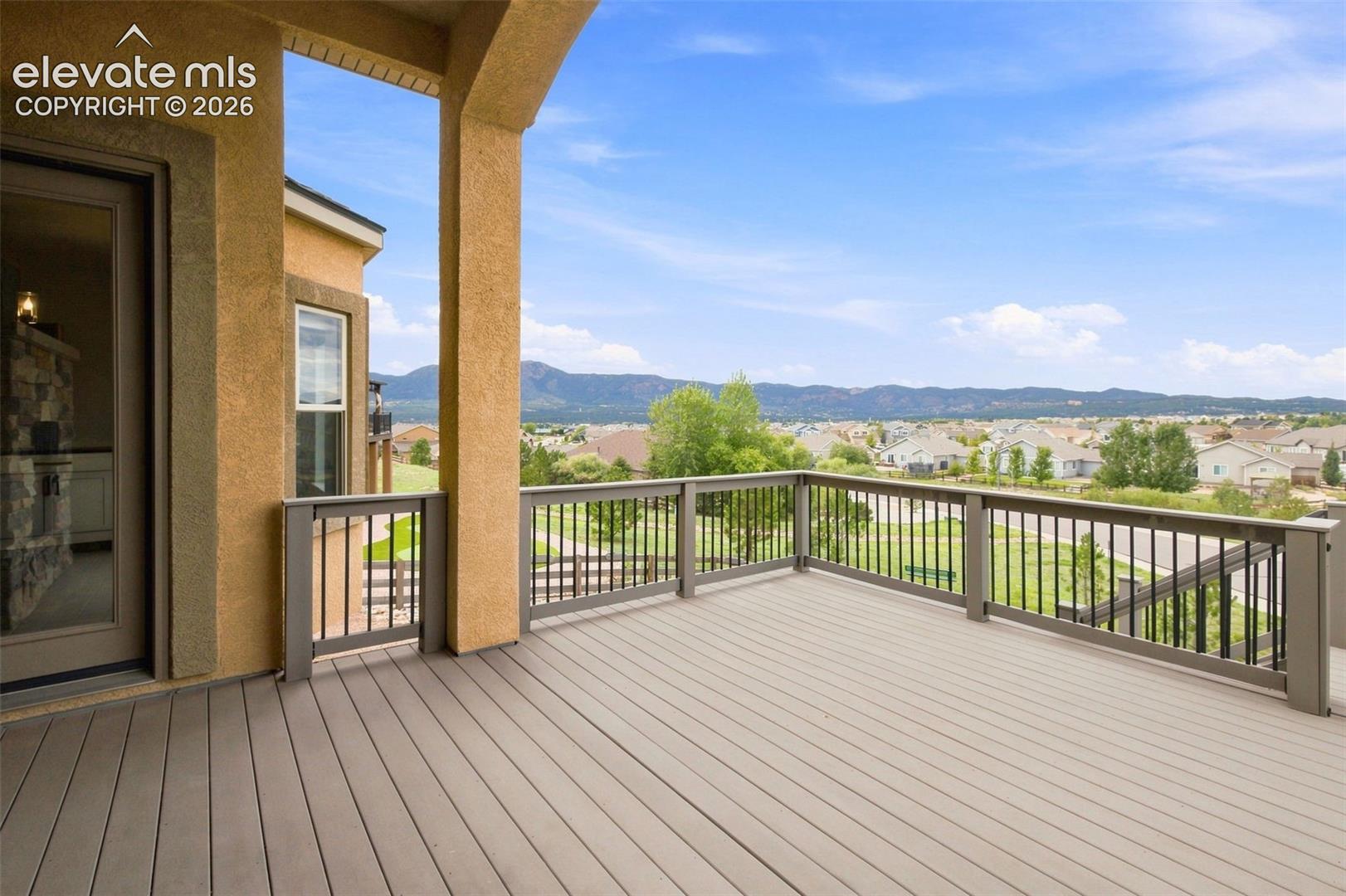 Listing photo 12 for 17796 Mining Way