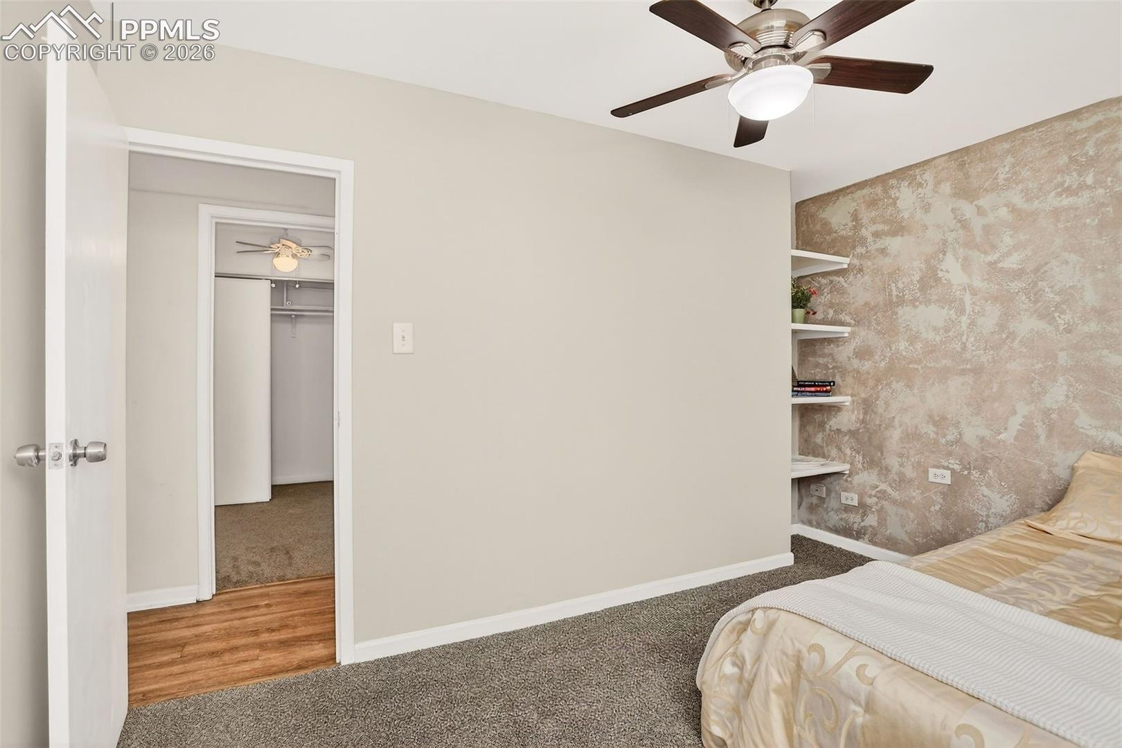 Listing photo 11 for 1111 N Ash Street 110