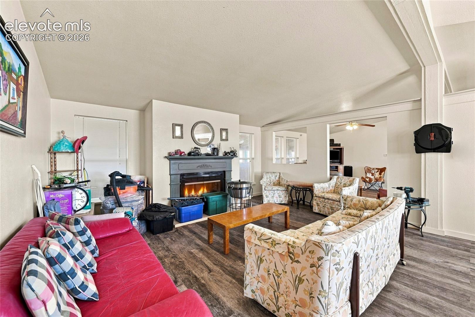 Listing photo 4 for 1497 County Road S