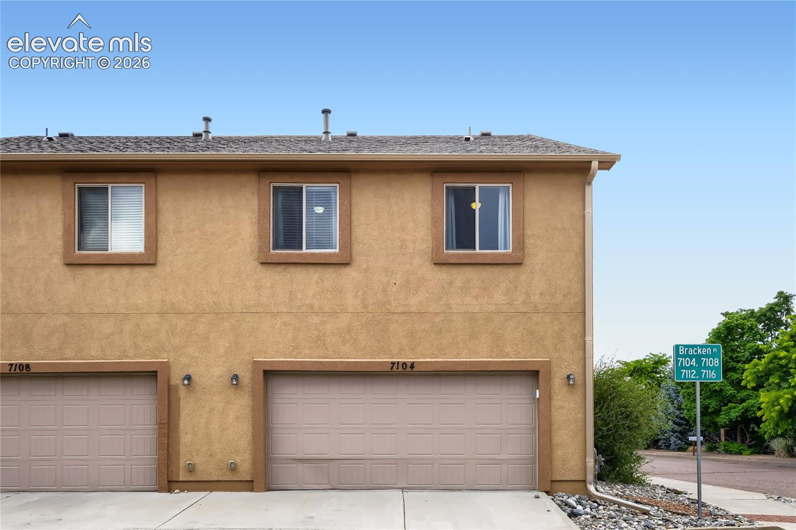 Listing photo 27 for 7104 Bracken Place