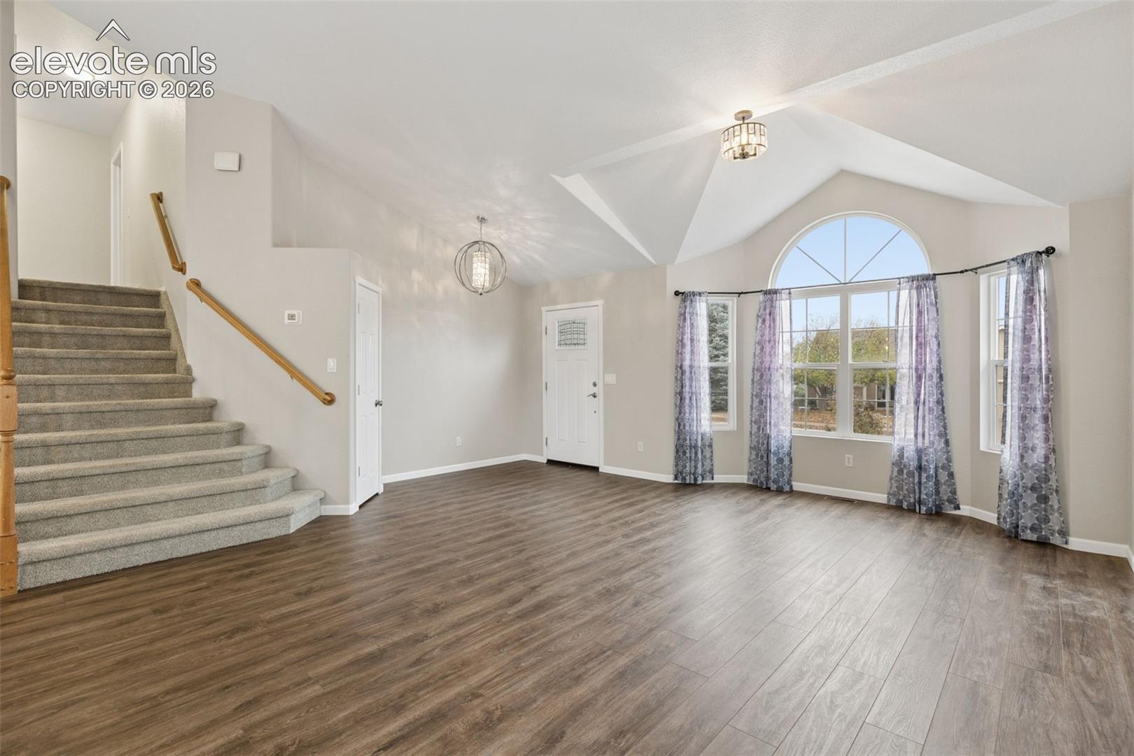 Listing photo 6 for 4722 Little London Drive