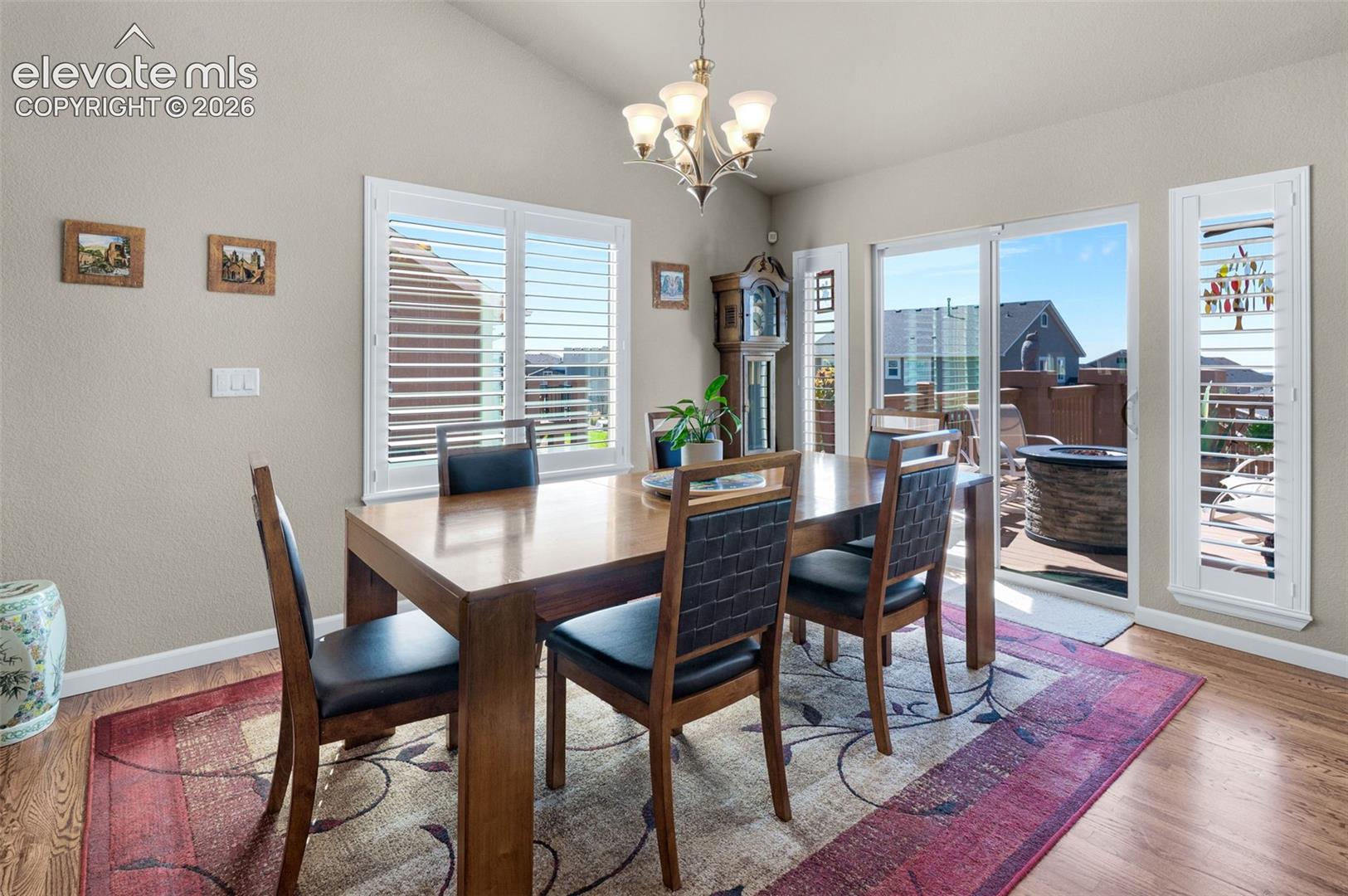 Listing photo 11 for 9828 Surrey Run Drive