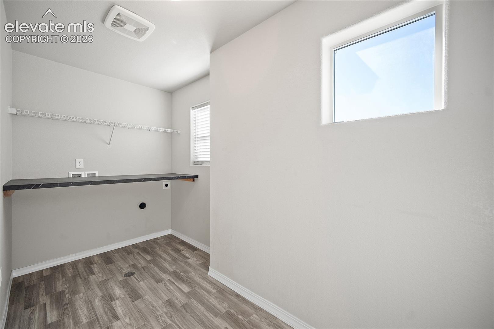 Listing photo 29 for 7701 Berwyn Loop