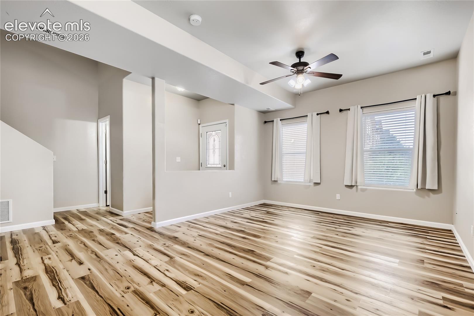 Listing photo 4 for 7104 Bracken Place