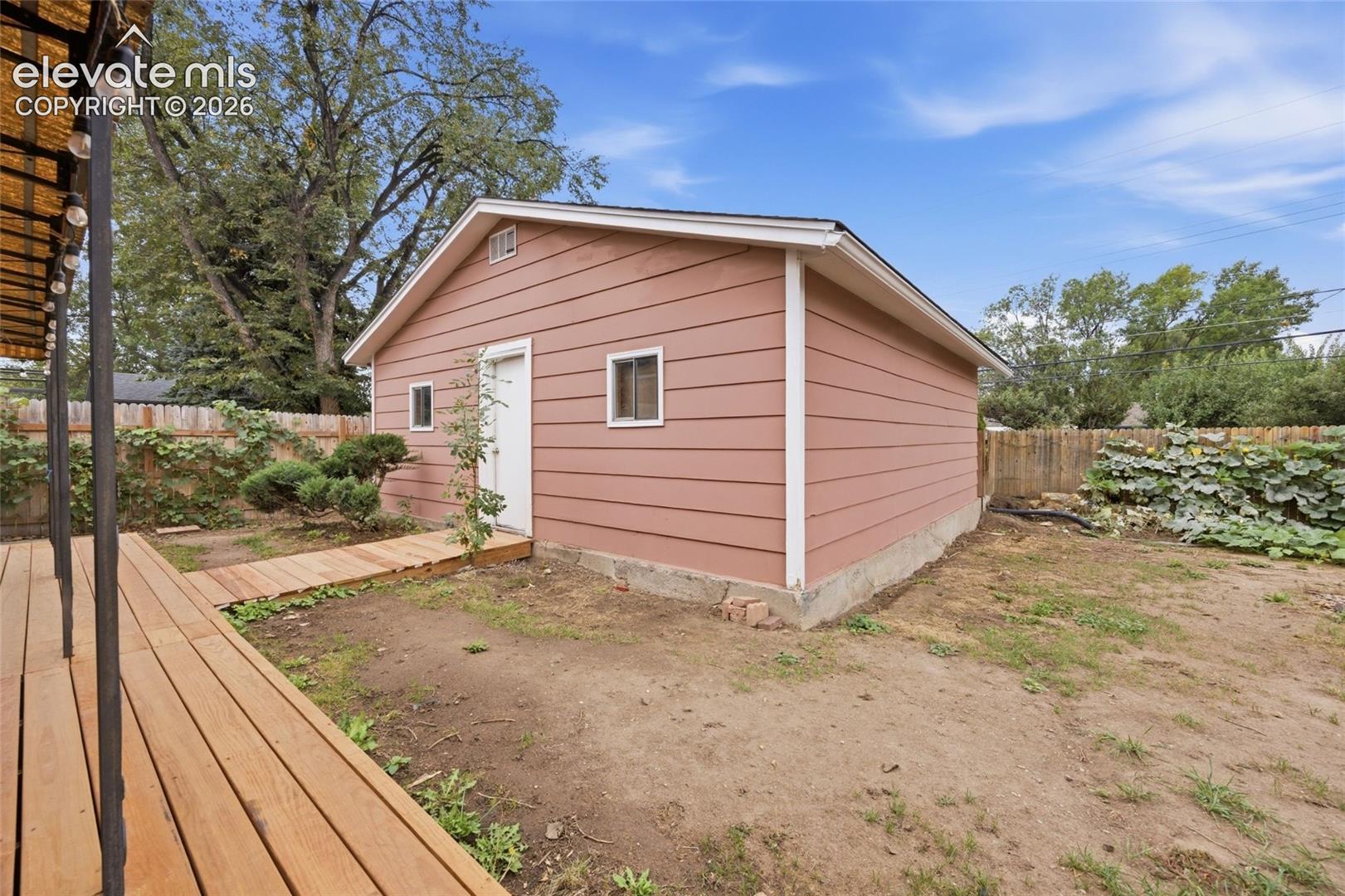 Listing photo 17 for 2826 Jon Street