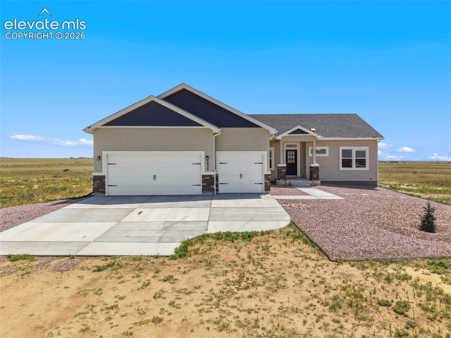 Listing photo 4 for 3955 N Yoder Road