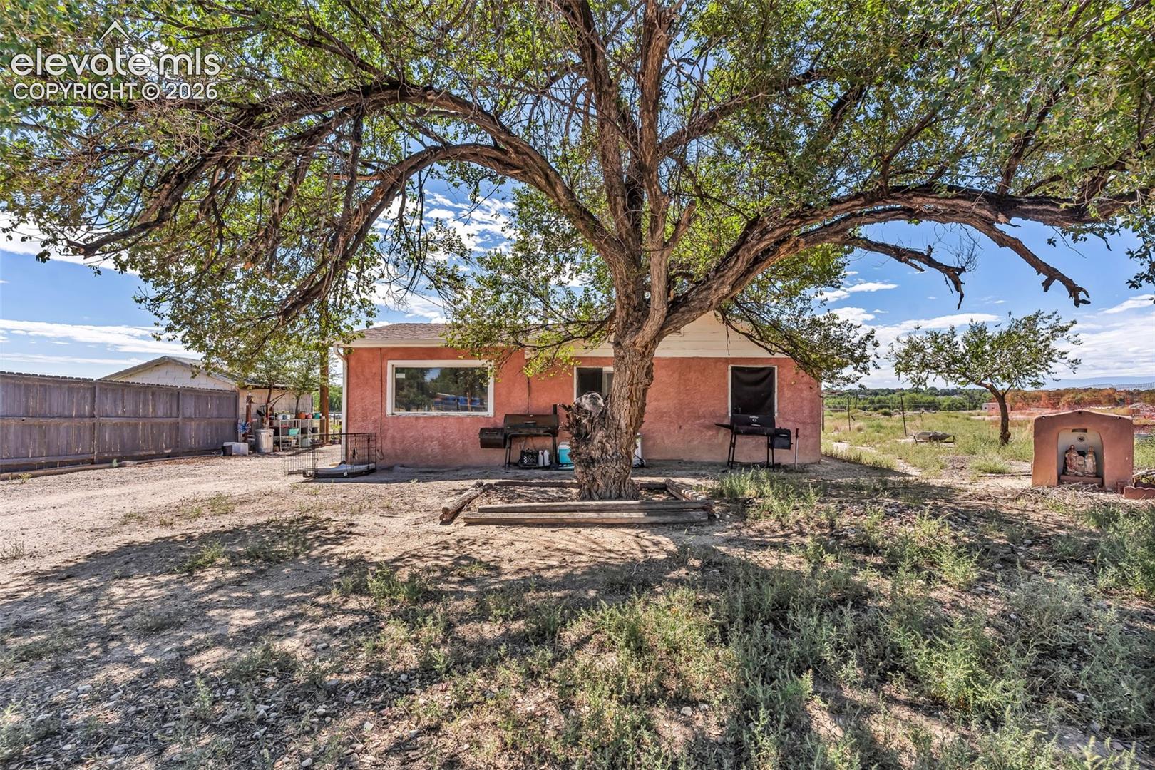 Listing photo 28 for 2120 W 11th Street