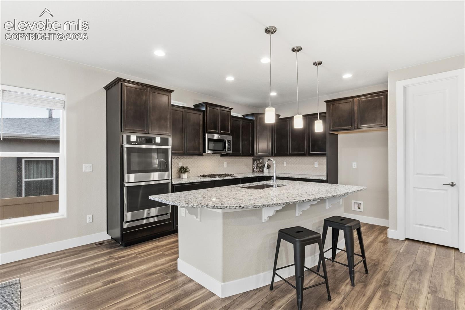 Listing photo 11 for 9833 Marble Canyon Way