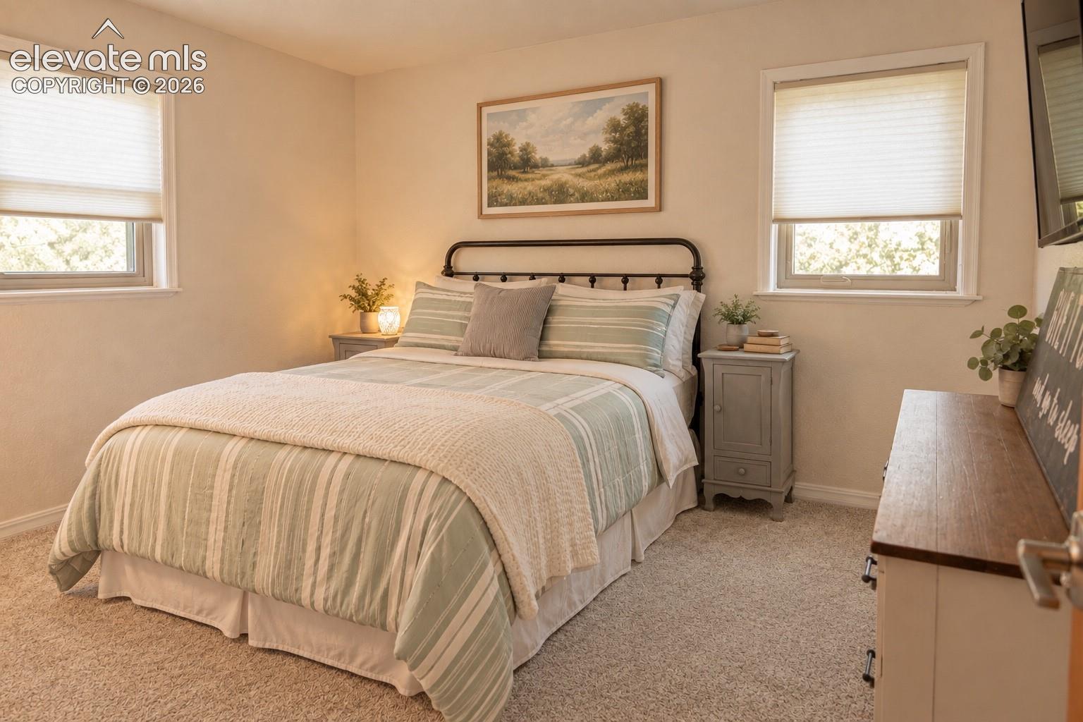 Listing photo 16 for 721 Sunnywood Place